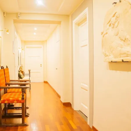 Machiavelli Superior House Apartment