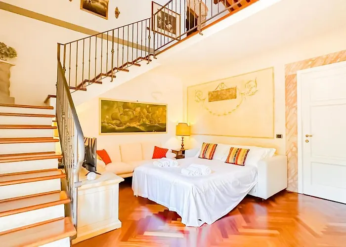 Machiavelli Superior House *